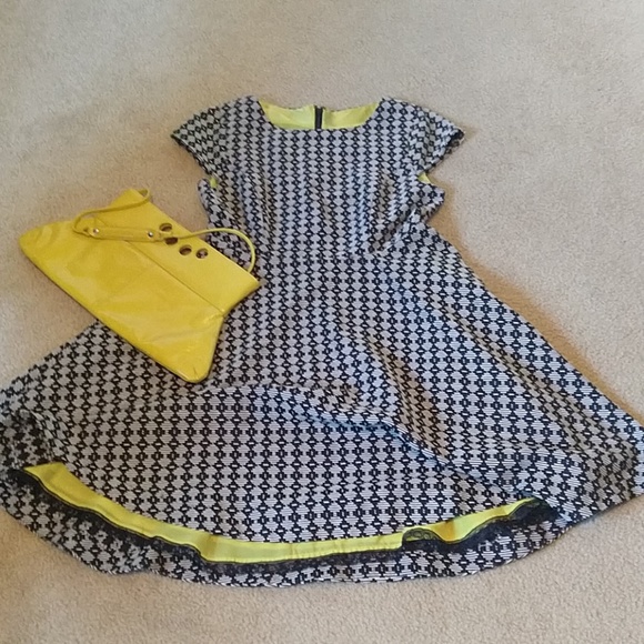 Jacquard Circle Maeve Dress - Picture 1 of 4